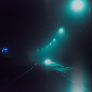 美女扒开尿口无遮挡教师厕所
